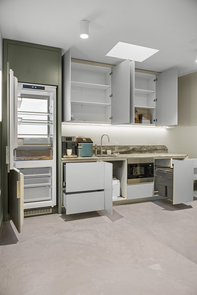 Commercial construction and fit-out detail at Brix Workplace, Hampton by WB Built
