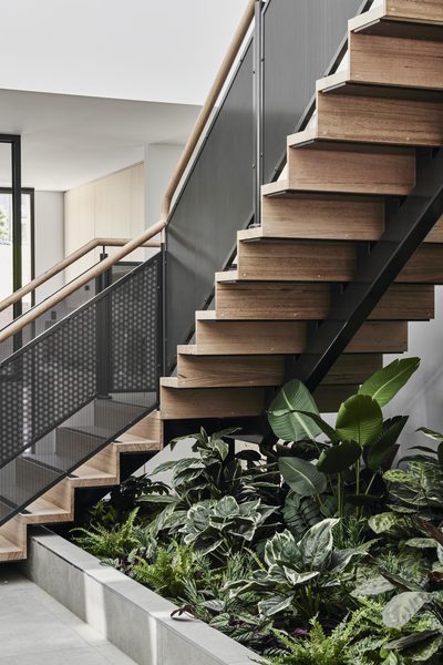 Commercial construction and fit-out detail at Glenroy Dental by WB Built