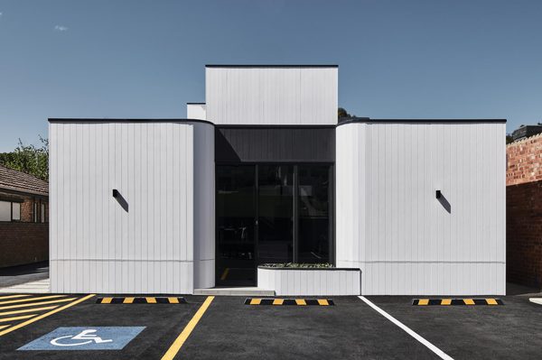 Commercial construction and fit-out detail at Glenroy Dental by WB Built
