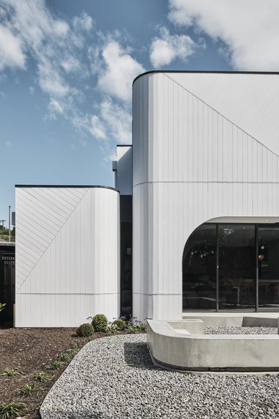 Commercial construction and fit-out detail at Glenroy Dental by WB Built