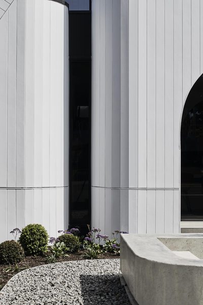 Commercial construction and fit-out detail at Glenroy Dental by WB Built