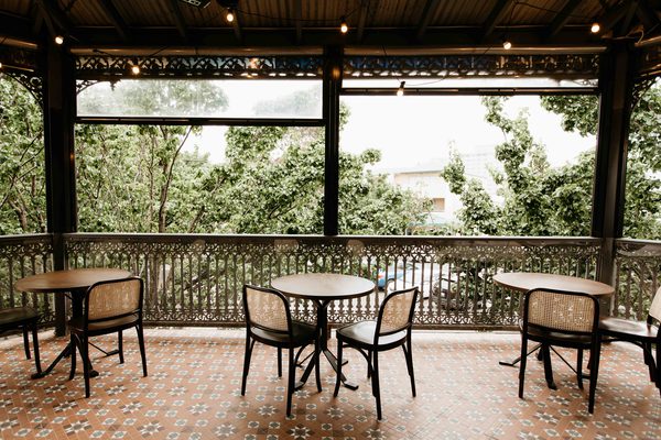 Hospitality fit-out and venue detail at Hobsons Bay Hotel, Williamstown by WB Built