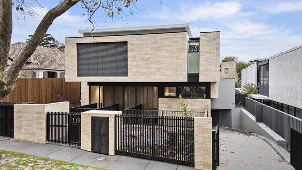 Exterior view of Rockley House, South Yarra by WB Built