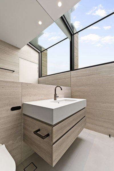Interior and architectural detail at Rockley House, South Yarra by WB Built